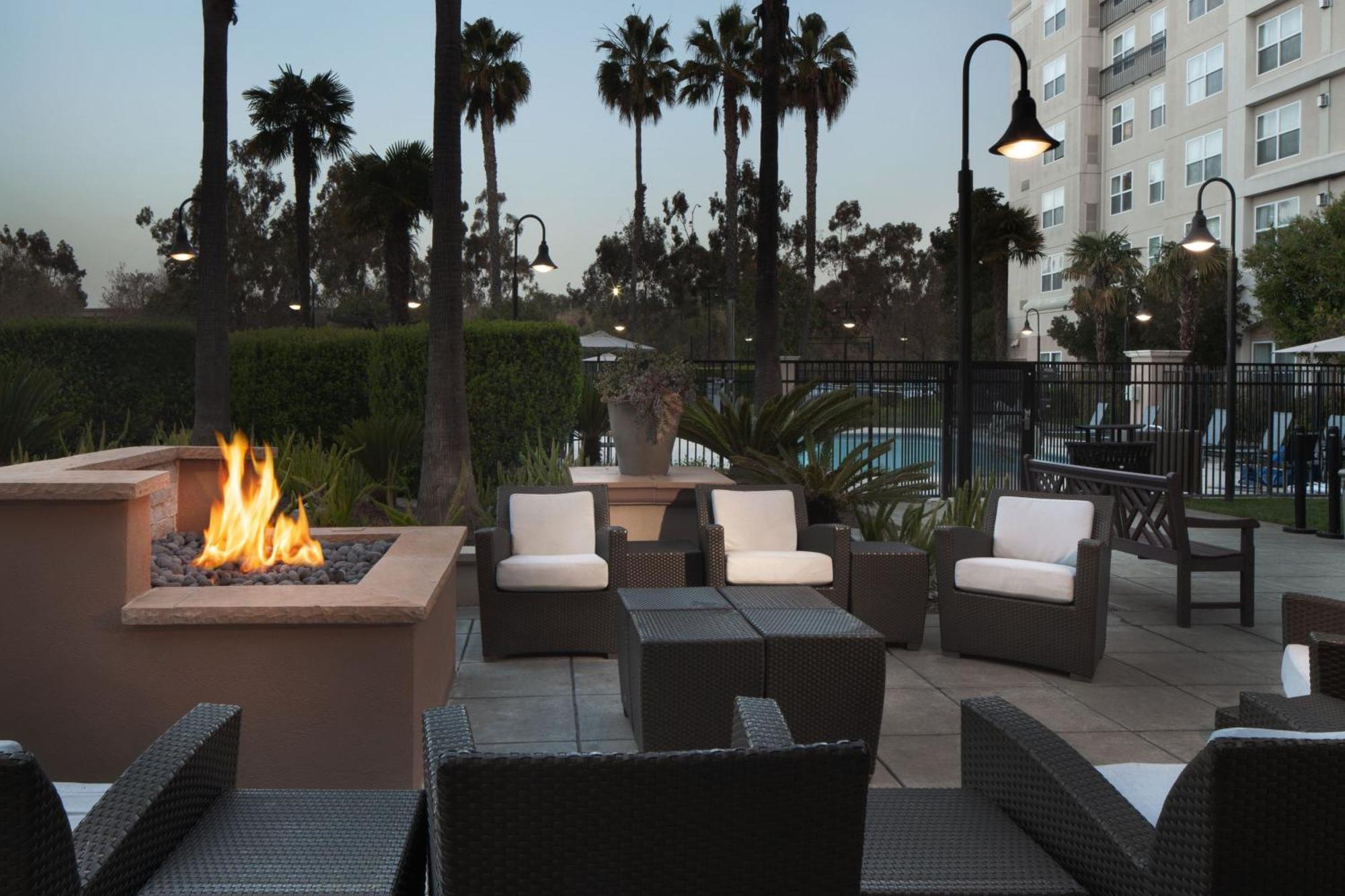 Residence Inn By Marriott Newark Silicon Valley Eksteriør bilde